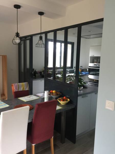 Réalisation d’une Verrière Type Atelier en acier thermolaqué avec des Profils RP techink à Neuville sur Saône dans l'agglomération Lyonnaise.