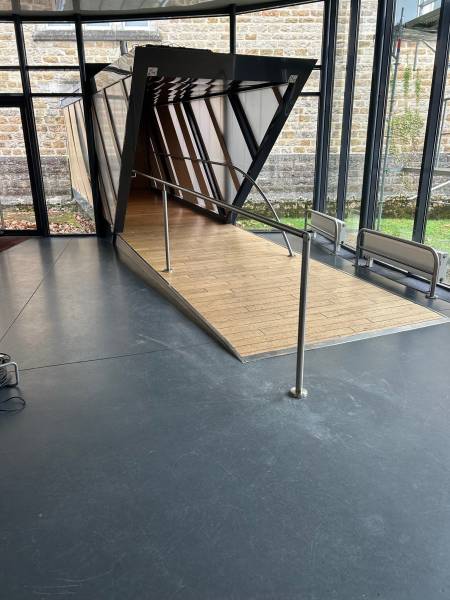 Main courante PMR commune de Jujurieux dans l'Ain Rhône Alpes