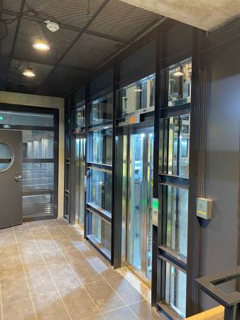 Façade coupe feu de cage d'ascenseur dans un parking à Lyon