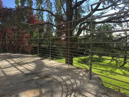 Notre zone d'activité pour ce service Devis pour création et pose de portail tôlé avec découpe laser et motifs personnalisés selon les besoins spécifiques des clients